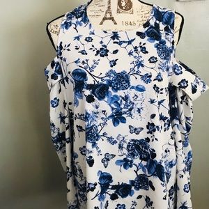 Kensie Cold-Shoulder Top